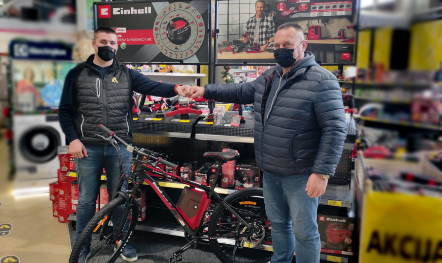 Pobjednik nagradne igre "Uz Alles i Einhell vozi električni bicikl"